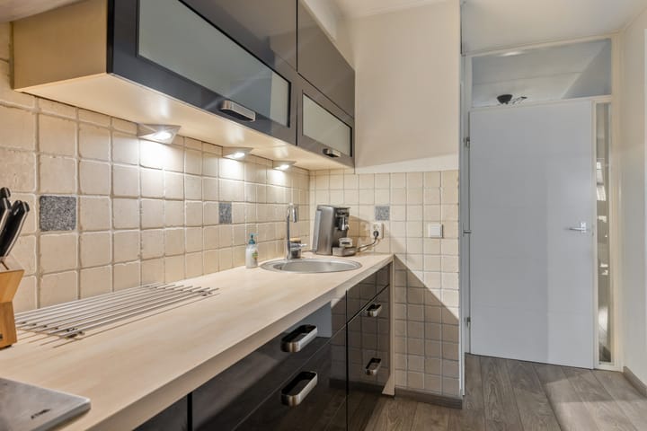 Photo 12 of Middelgraaf 94