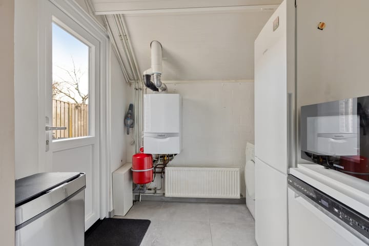 Photo 13 of Middelgraaf 94