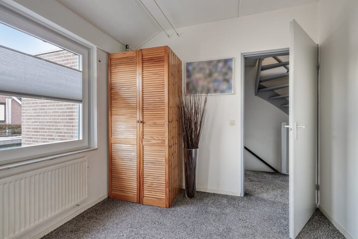 Photo 22 of Middelgraaf 94