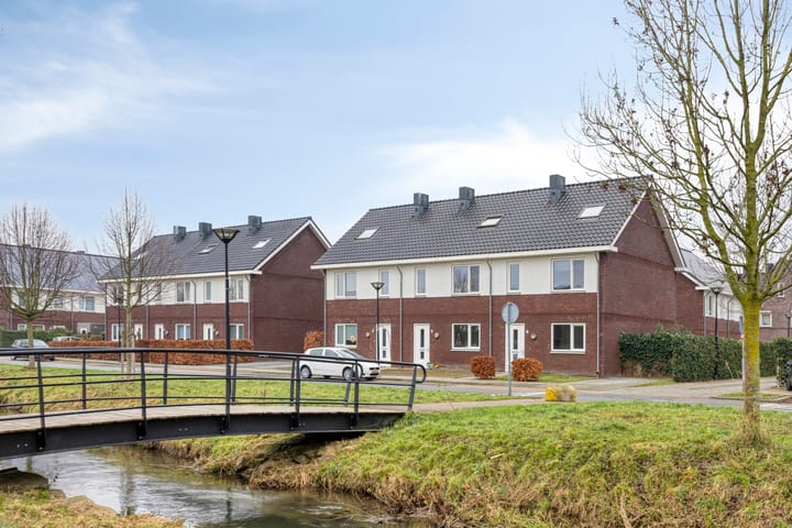 Foto 34 van Walstro 18