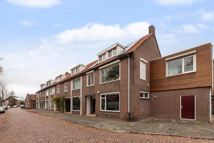 Damstraat 4