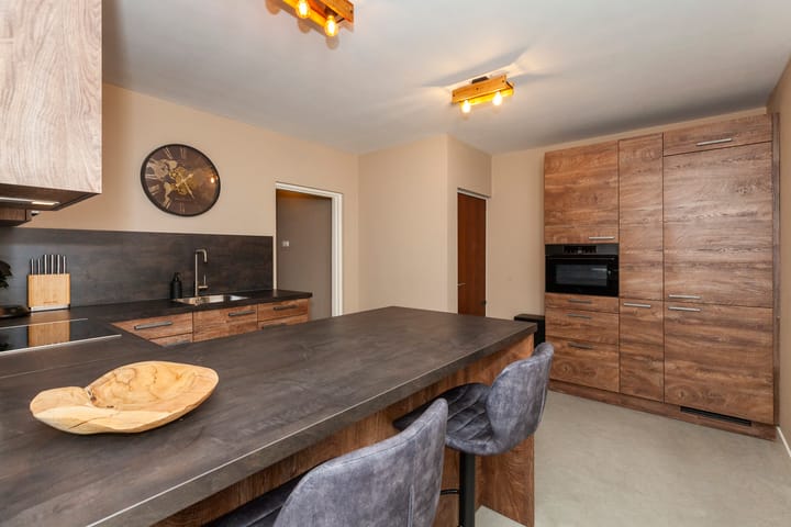 Foto 14 van Damstraat 4