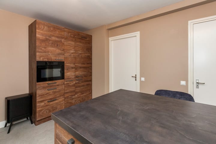 Foto 17 van Damstraat 4