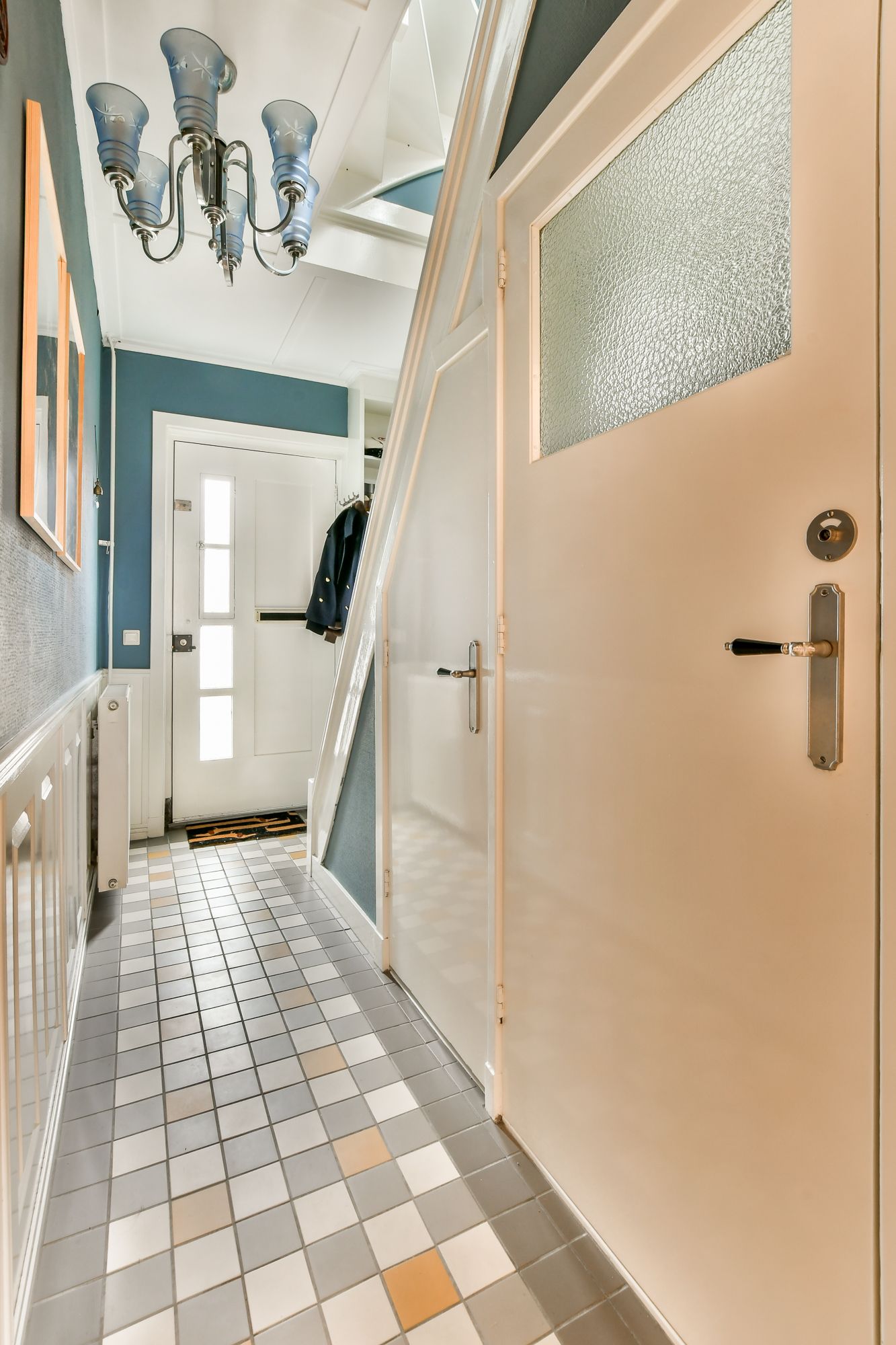 Foto 9 van Oranjestraat 8