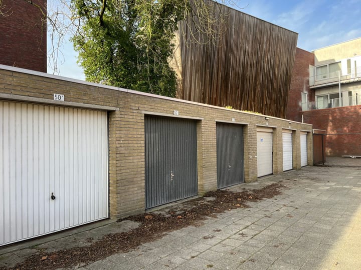 Photo 1 of Vrouwemadestraat 50