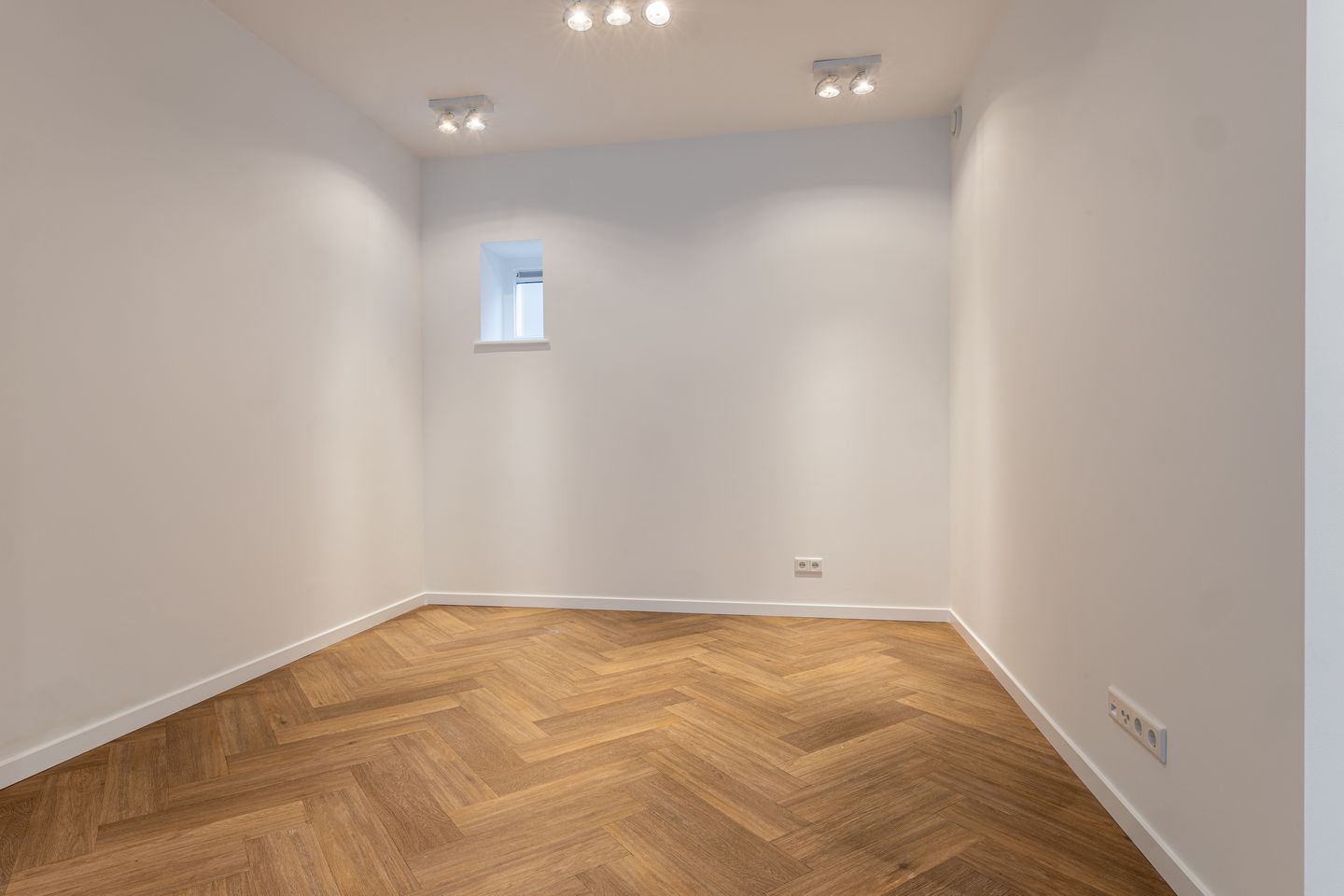 Foto 10 van Vinkenstraat 64-N