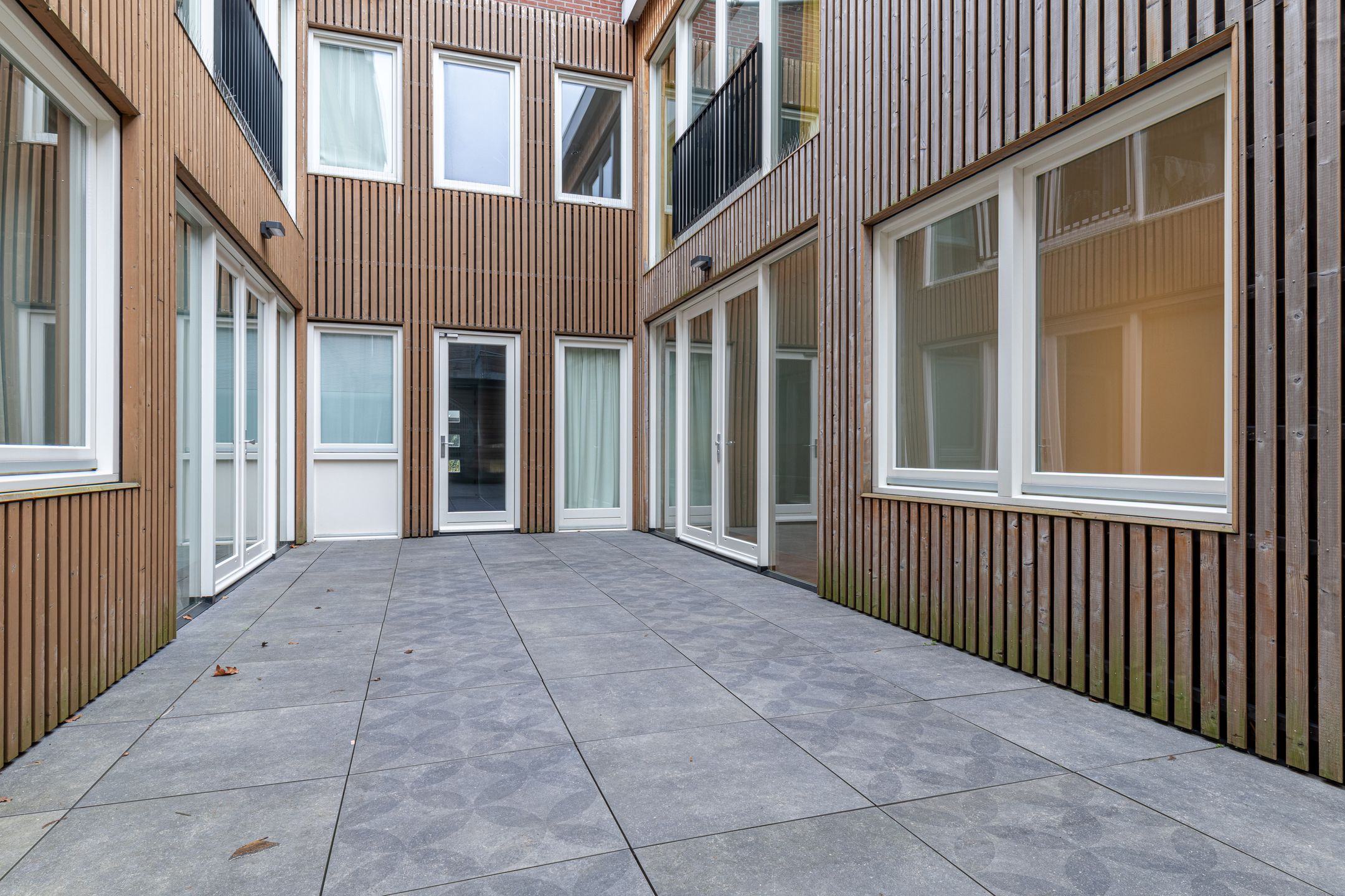 Foto 27 van Vinkenstraat 64-N