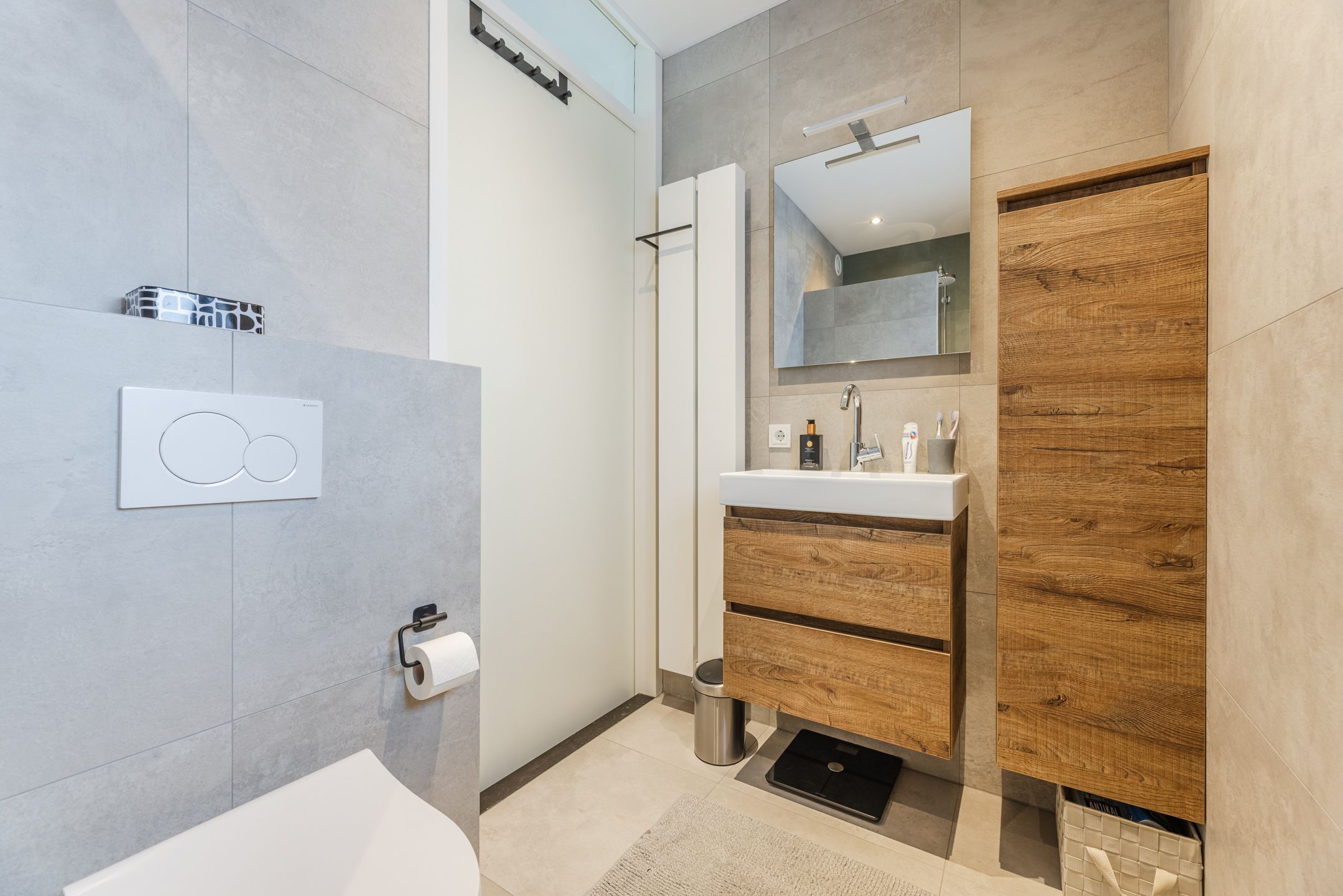 Photo 15 of Zilverschat 49