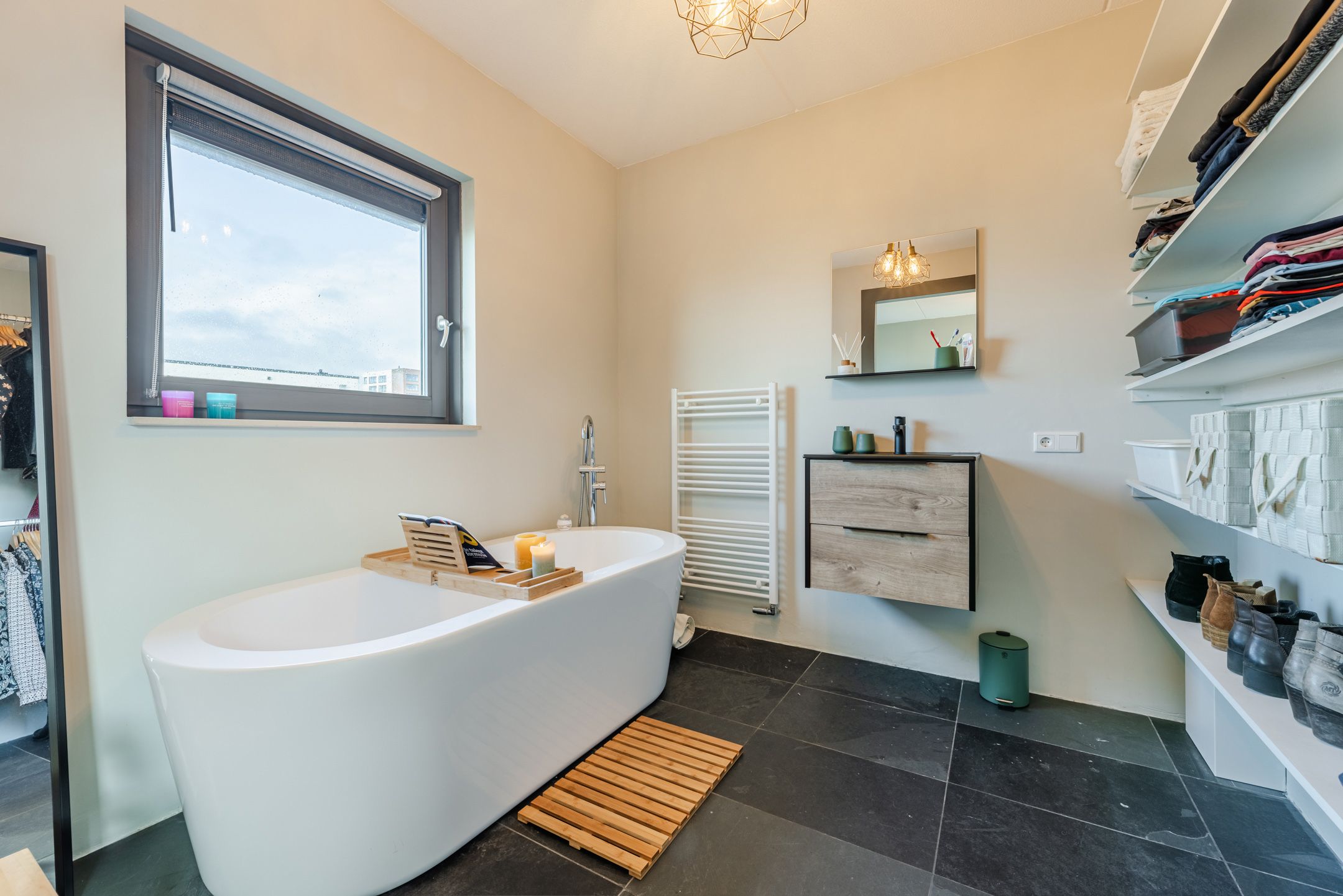 Photo 21 of Zilverschat 49