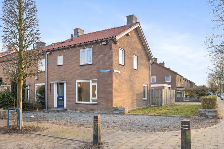 Foto 36 van Prinses Irenelaan 2