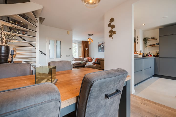 Foto 24 van Drentelaan 44