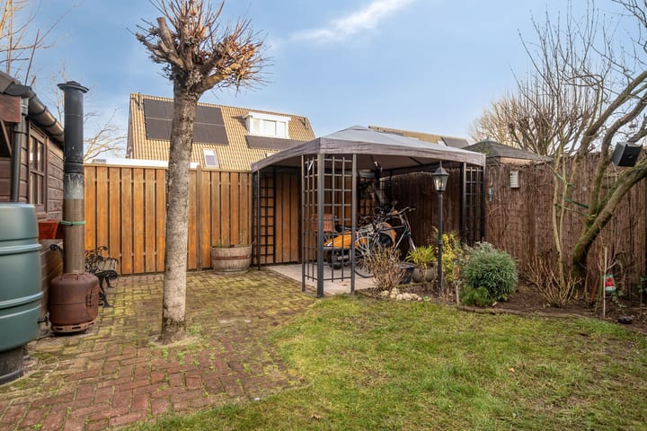 Foto 33 van Helmkruid 15