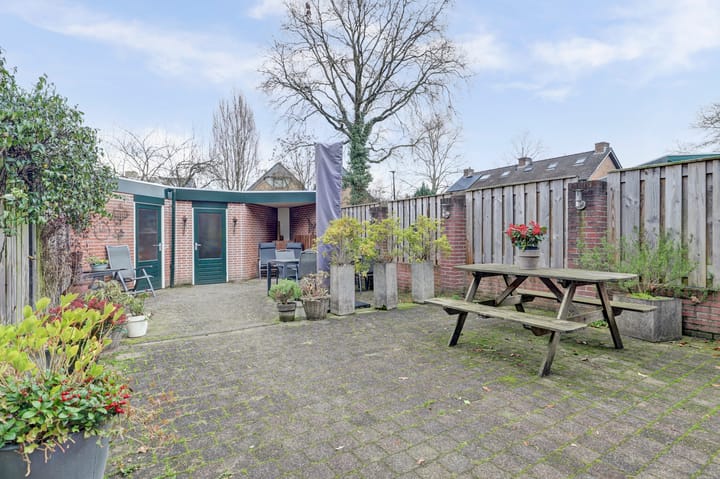 Foto 4 van Kamperfoeliehof 33