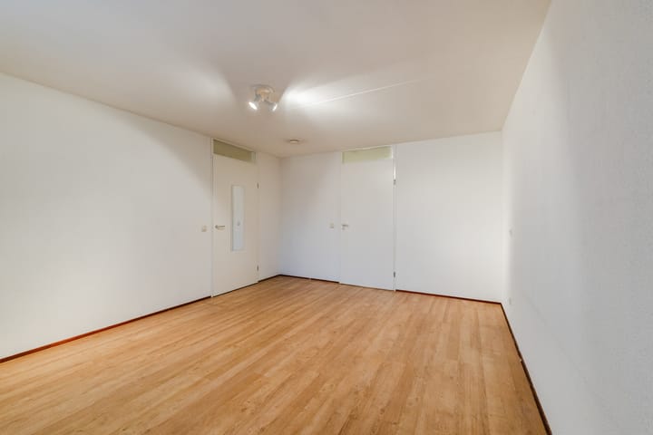 Photo 20 of Alteveerstraat 15-B