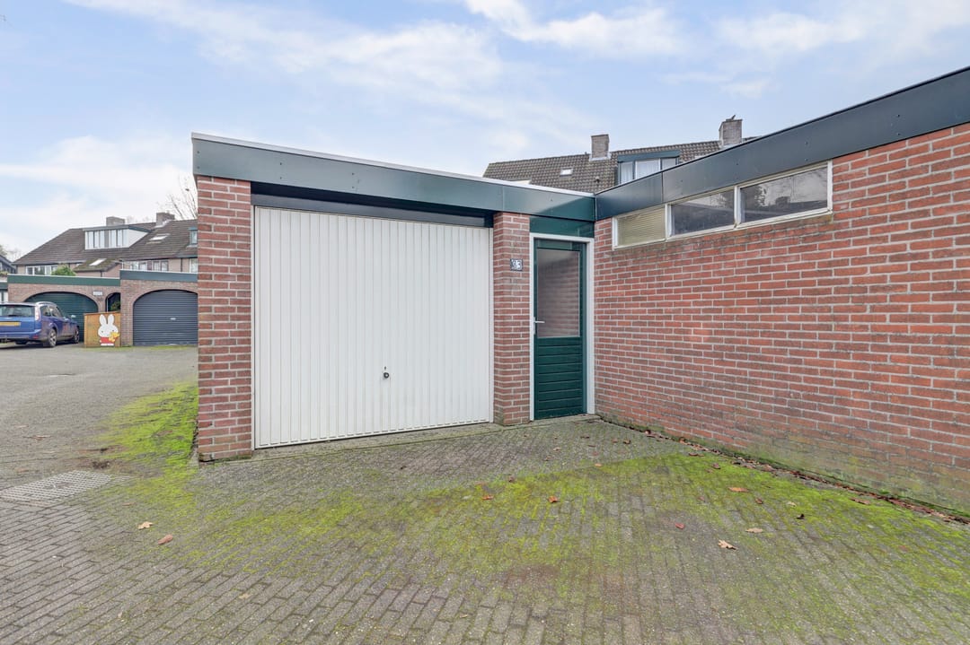 Photo 47 of Kamperfoeliehof 33