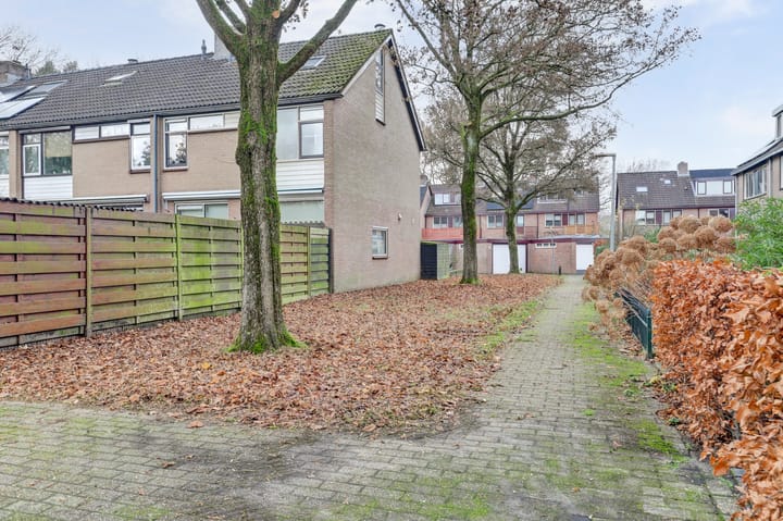 Foto 50 van Kamperfoeliehof 33