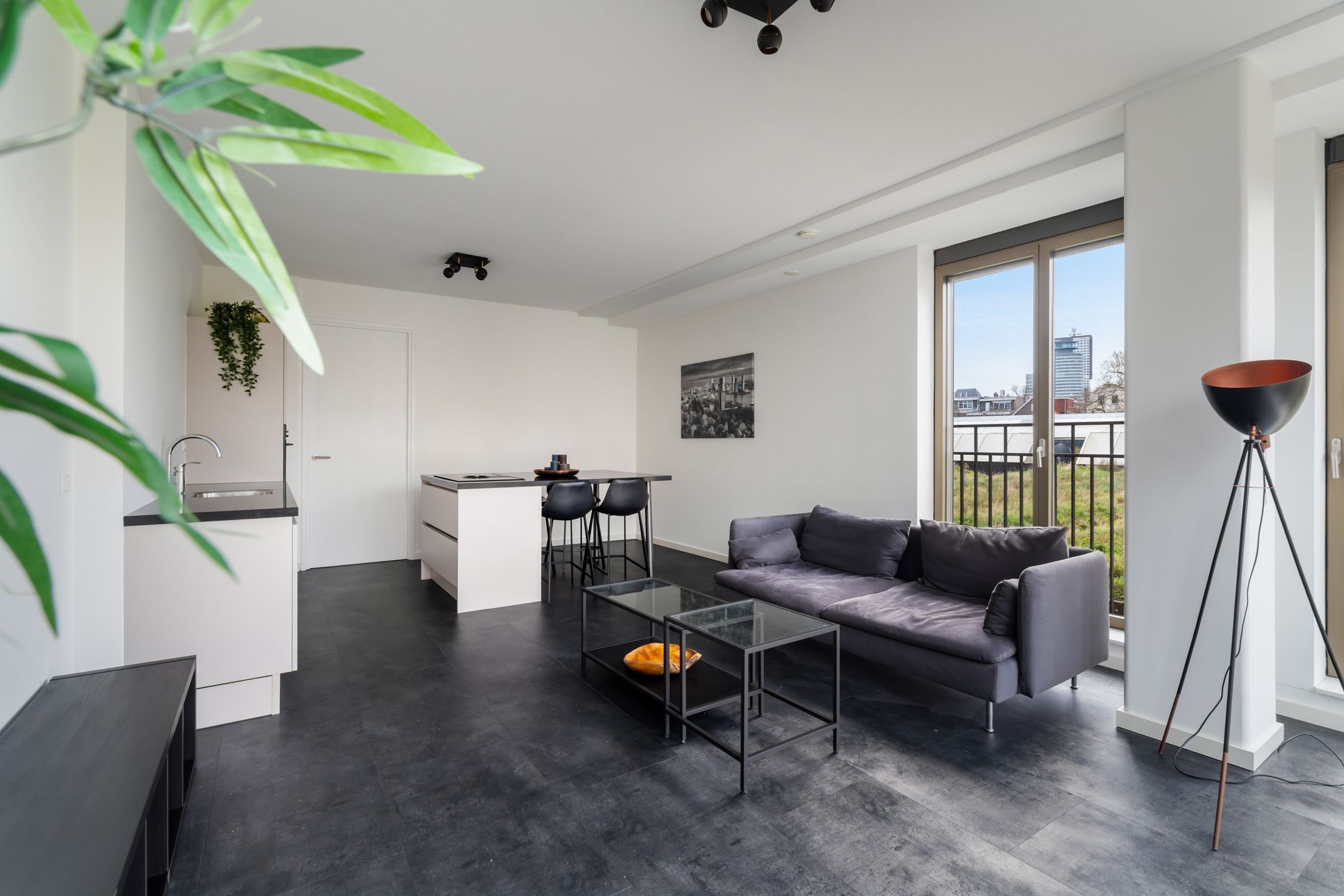 Foto 18 van Van Vollenhovenstraat 3-212