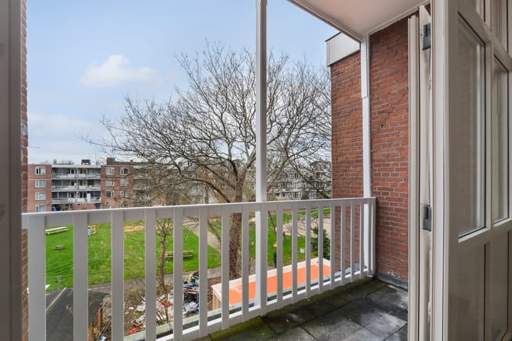 Photo 22 of 1e Middellandstraat 75-B02
