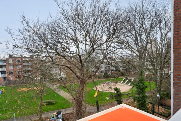 Photo 24 of 1e Middellandstraat 75-B02