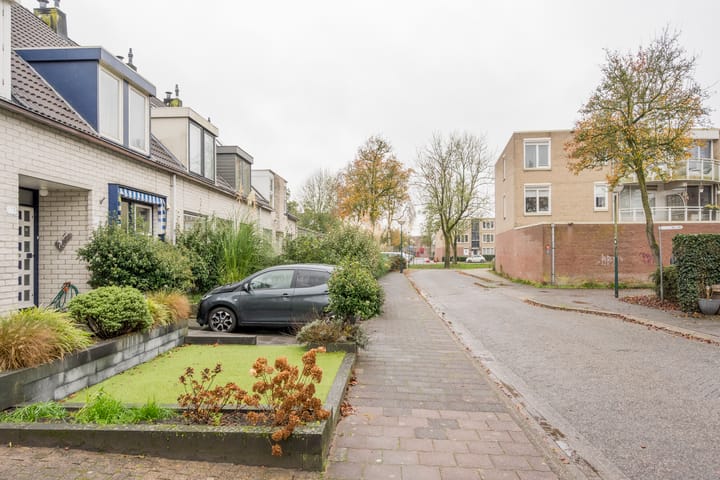 Foto 26 van Claverenbladstraat 123