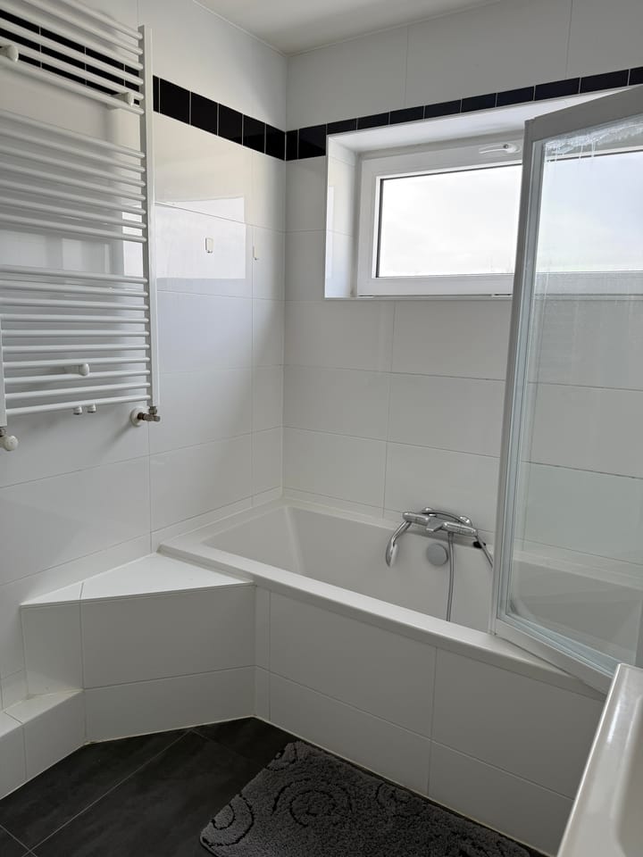 Foto 17 van Maarten Lutherweg 186