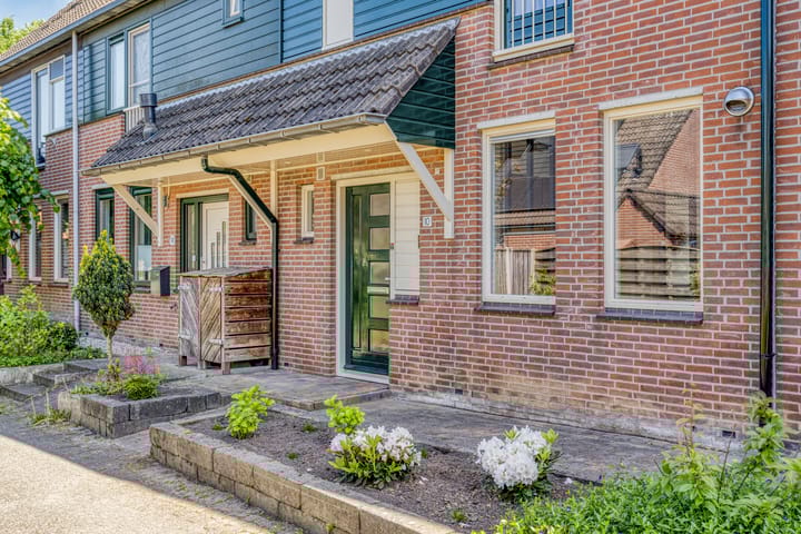 Foto 2 van Boskrekel 10