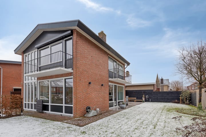 Foto 45 van Hazelderstraat 13