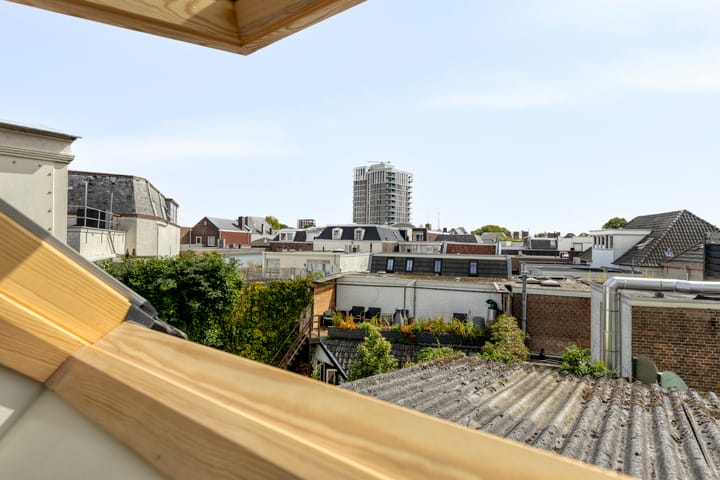 Foto 20 van Monsterstraat 8-B