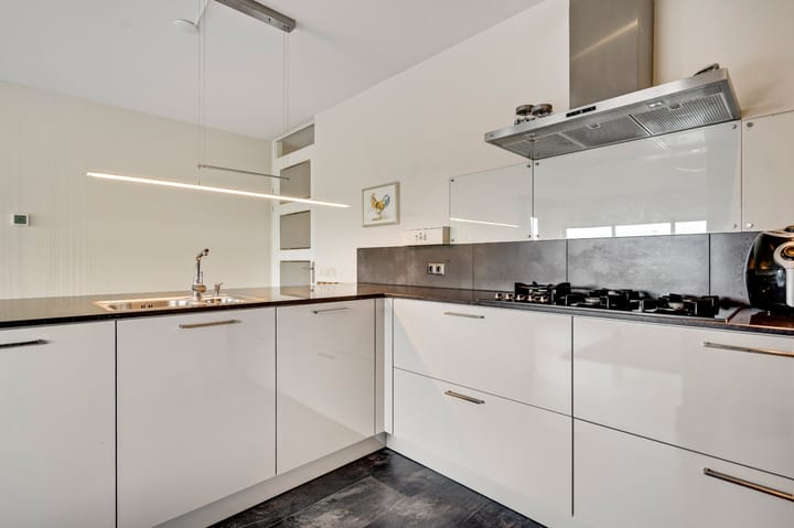 Foto 9 van Parallelweg 118