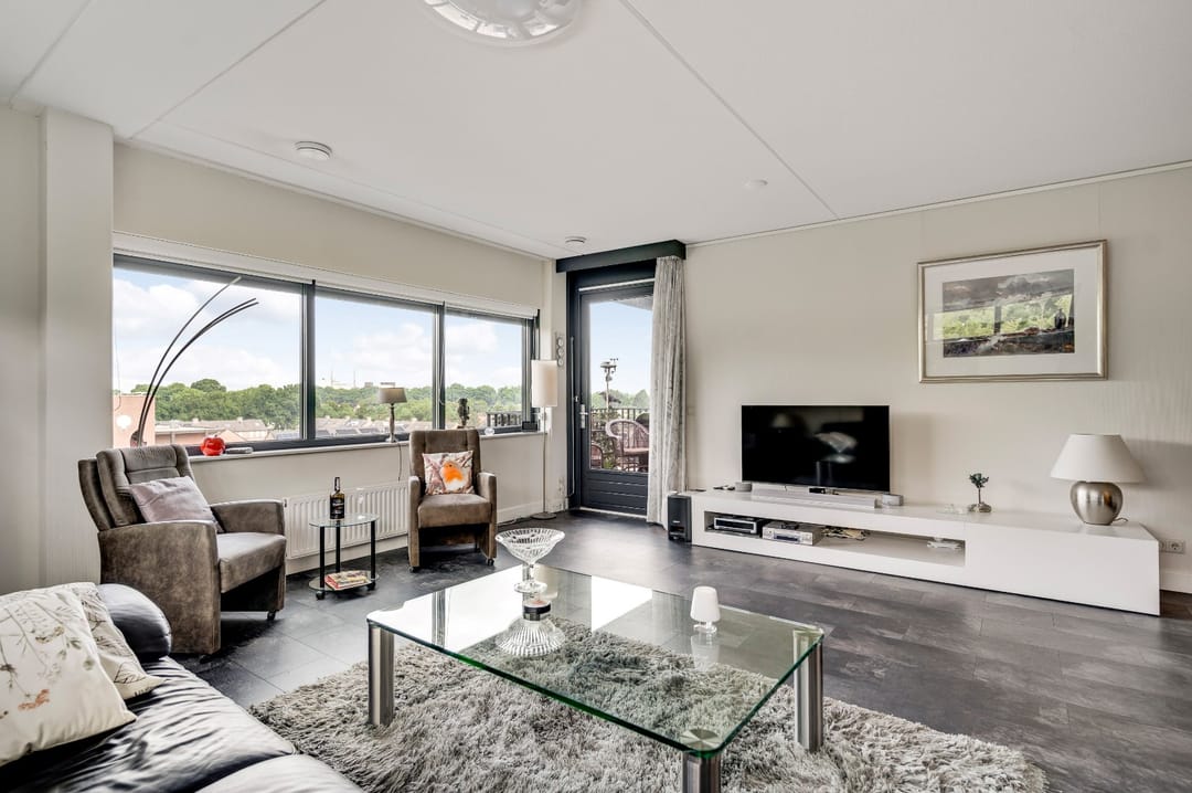 Foto 11 van Parallelweg 118