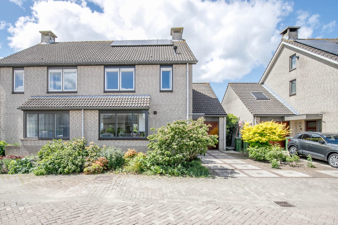 Photo 1 of Zernikelaan 74