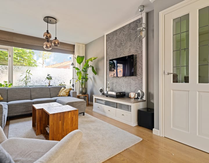 Foto 13 van Esdoornlaan 21