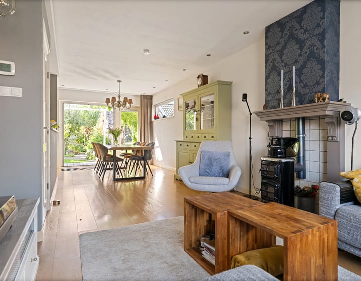 Foto 14 van Esdoornlaan 21