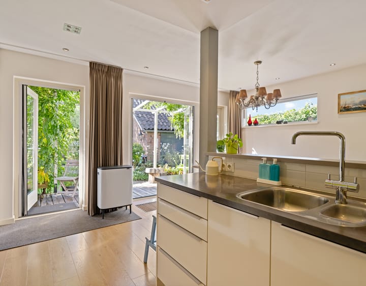 Foto 19 van Esdoornlaan 21