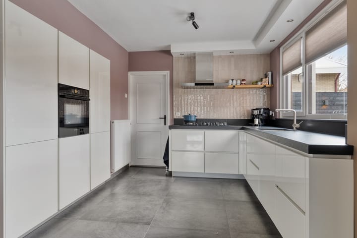 Photo 3 of Hazelderstraat 13