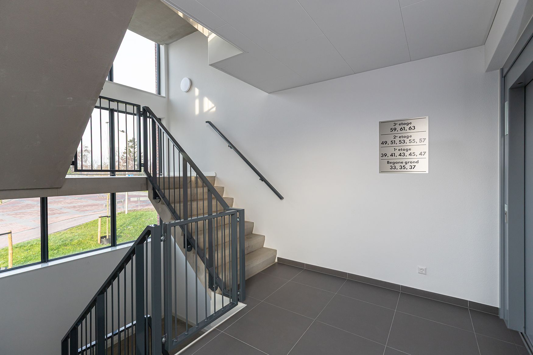 Foto 9 van Gietijzer 45