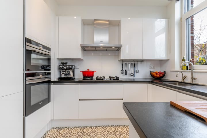 Photo 12 of Lisstraat 48-A