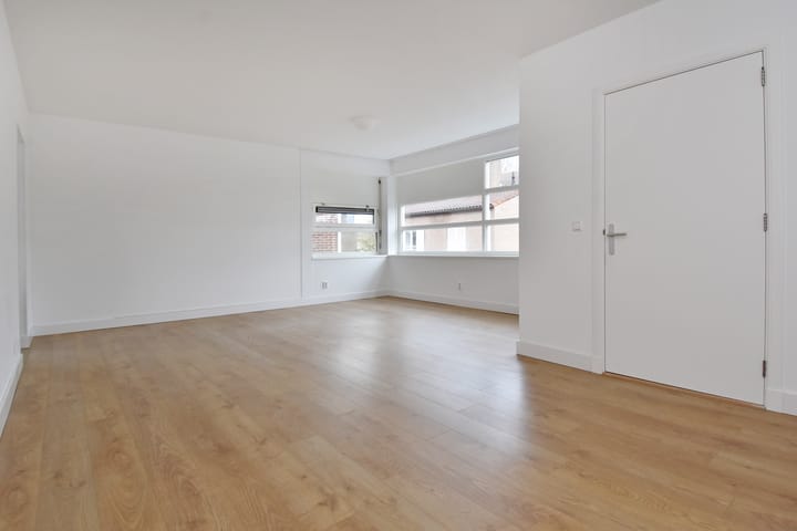 Foto 2 van Algengroen 6-B