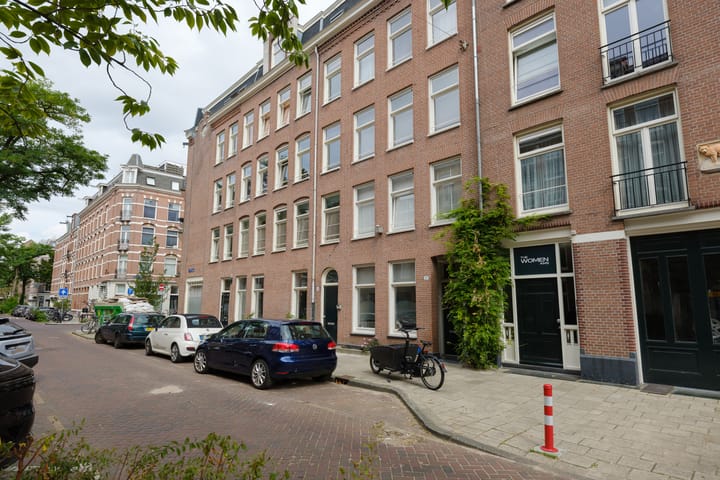Photo 14 of Pieter Baststraat 17-2