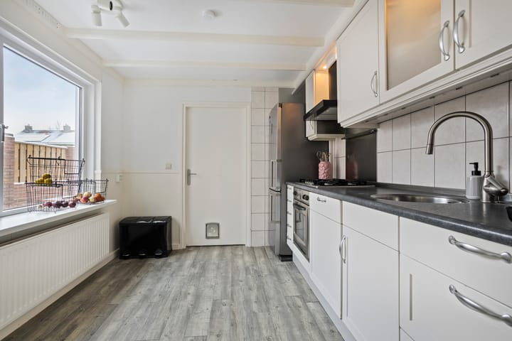 Foto 11 van Leeuwerikstraat 28