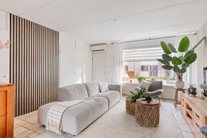 Foto 3 van Dr. J.M. den Uylstraat 36