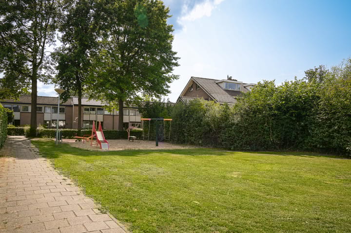 Foto 45 van Burgemeester van Suchtelenstraat 17