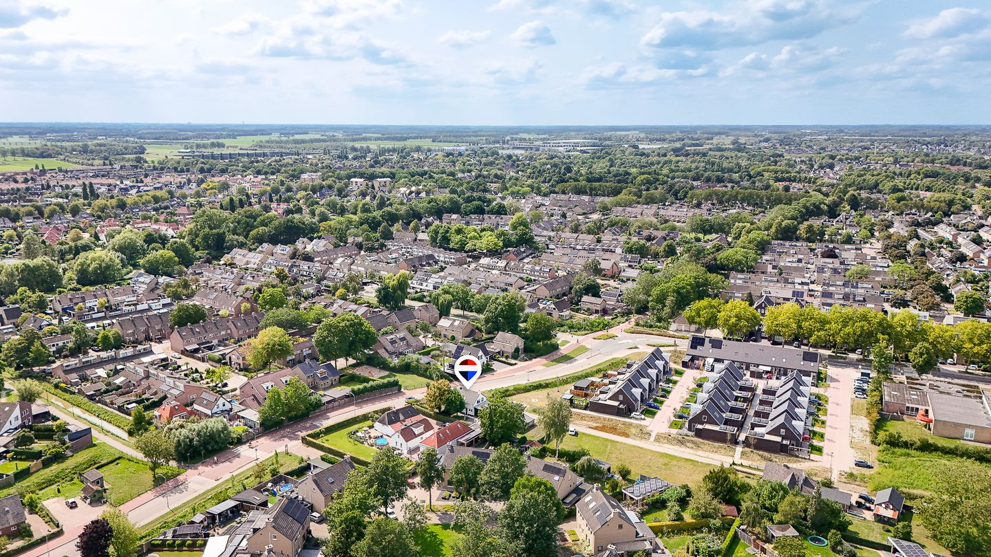 Foto 49 van Burgemeester van Suchtelenstraat 17