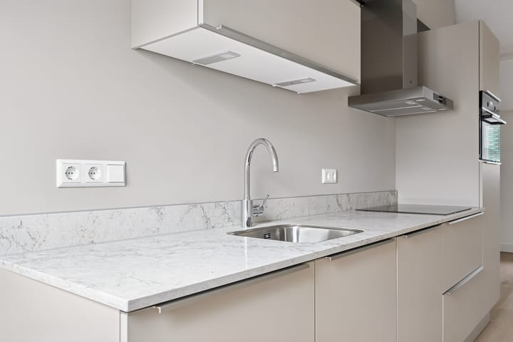 Photo 5 of Alexanderstraat 2-A