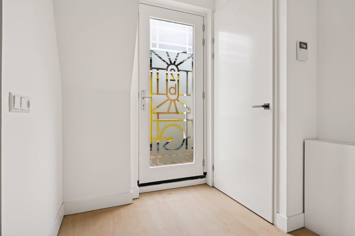 Photo 17 of Alexanderstraat 2-B