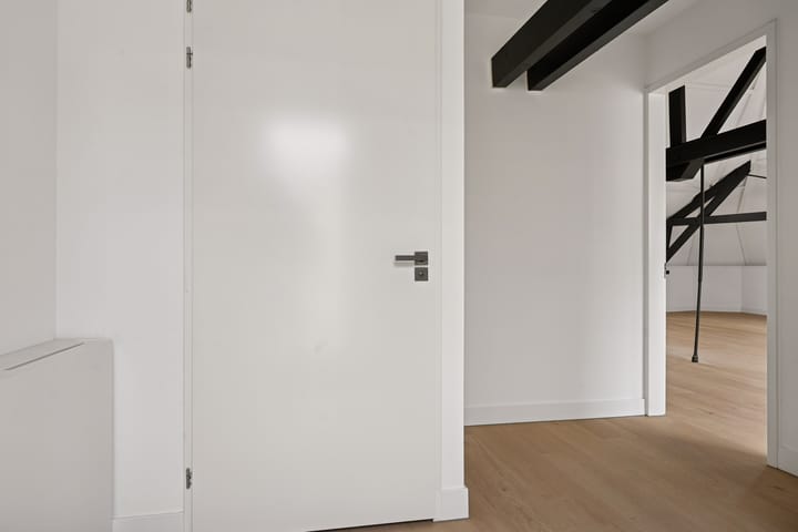 Photo 18 of Alexanderstraat 2-B