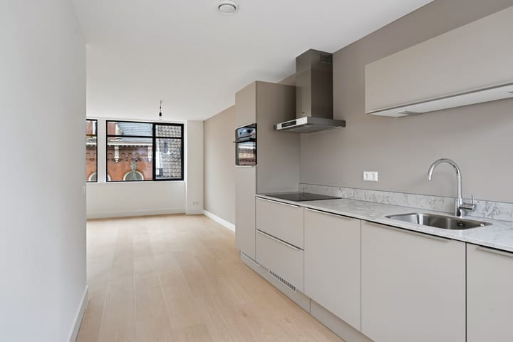 Foto 2 van Alexanderstraat 2-C