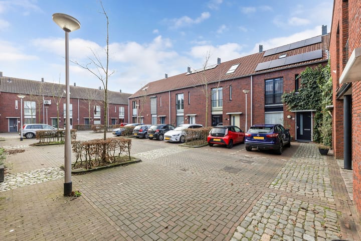 Foto 48 van Sint Eustatiusstraat 65