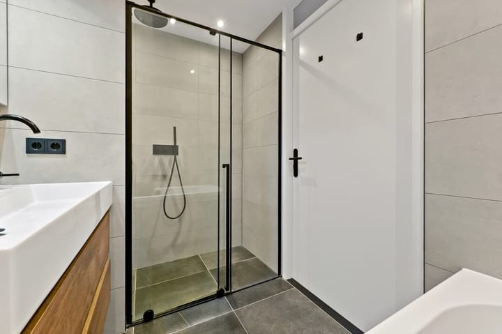 Foto 14 van Lasserstraat 54