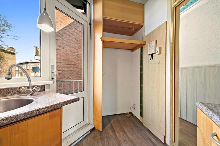 Foto 8 van Van Musschenbroekstraat 111